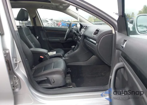 2013 Volkswagen Jetta Sportwagen 2.0L Tdi z USA, uszkodzony, nr VIN 3VWPL7AJ7DM696958